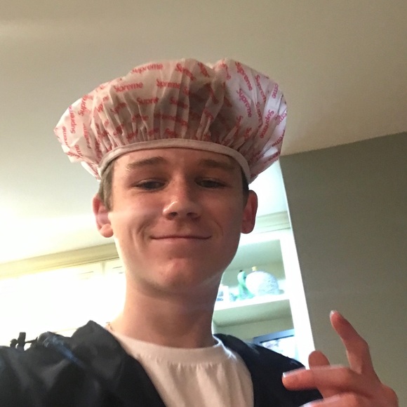 Meet your Posher, Colin - Picture 1 of 1